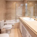 Maravilloso Adosado En Apartamento